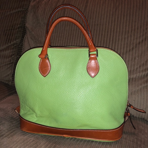 *SOLD* Dooney and Bourke Zip Zip Satchel - Picture 2 of 5